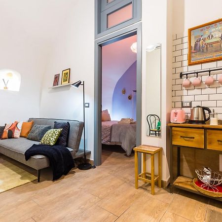 Eccehomo 29 La Casa Di Piero Apartment Наполи Екстериор снимка
